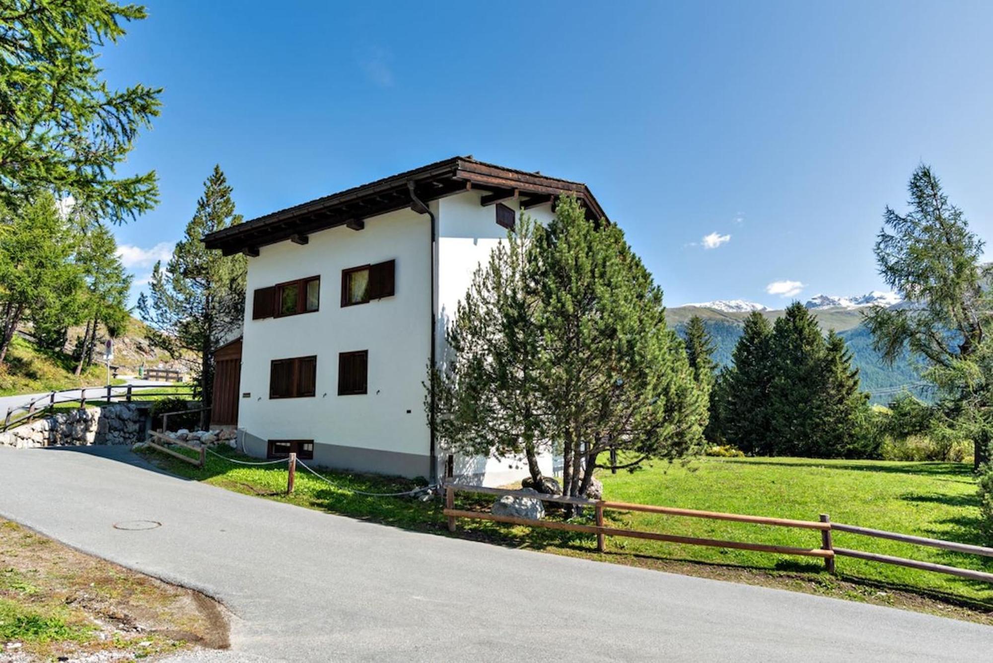 Apartmán Chesa Trisur - Celerina Celerina/Schlarigna Exteriér fotografie